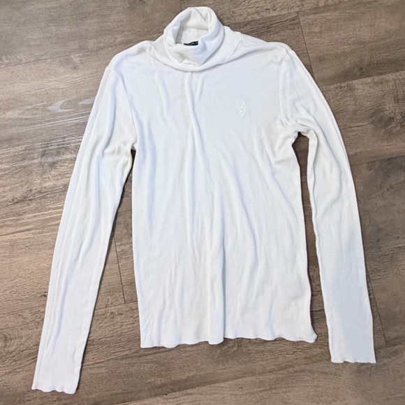 Ralph Lauren Women’s Ribbed Turtleneck Top - Picture 4 of 7